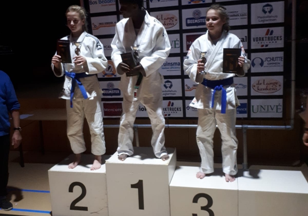 `18-11-04 Anouk 3e