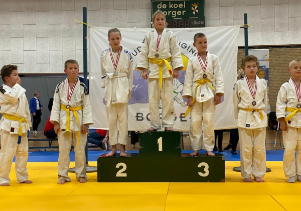 Timo-3e-helemaal-rechts