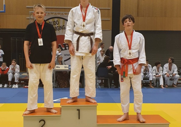 Mark-Benjamins-2e